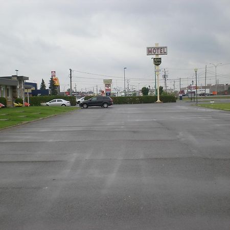 Motel Vaudreuil Vaudreuil-Dorion Exterior foto